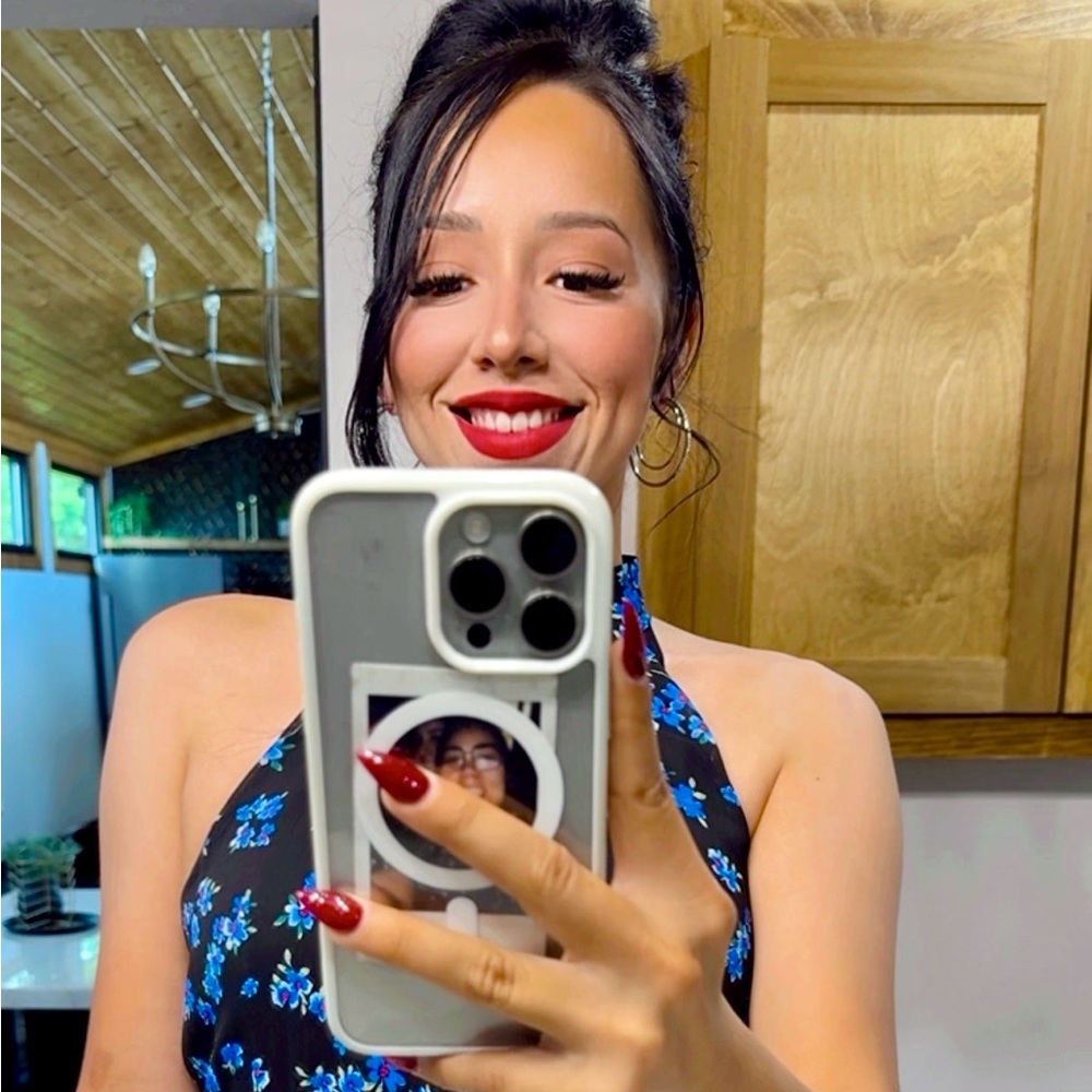 Meet your Posher, Jazmin